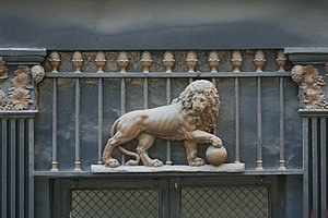 Sculpture de lion